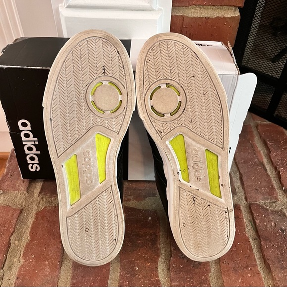 Adidas Cloudfoam Super Daily Core Black and White Sneaker Men’s Size 7.5 - Picture 5 of 6